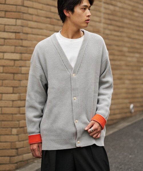 CIAOPANIC TYPY(チャオパニックティピー)の「【UNISEX】キープシェイプニットカーディガン(カーディガン/ボレロ・メンズ・ライトグレー/ブラック/ブラウン/ホワイト系その他・MEDIUM/LARGE)」の3枚目の写真