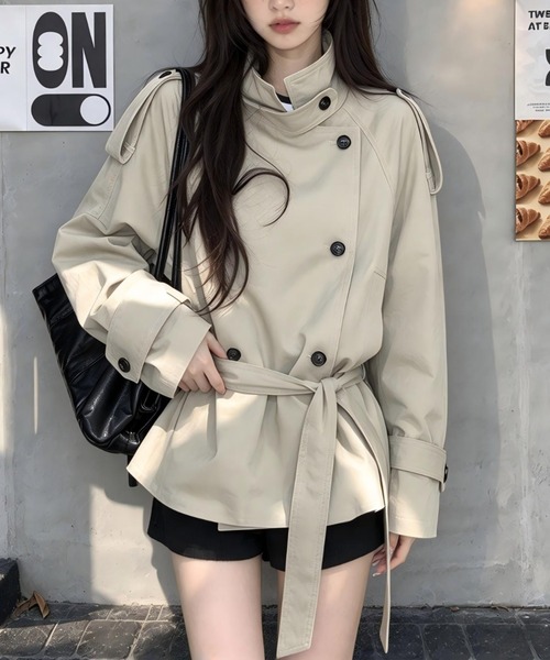 Aelina(エリナ)の「スタンドカラーダブルボタンウエストベルト付きミドル丈トレンチコート(トレンチコート・レディース・ブラック/ライトグリーン・FREE)」の15枚目の写真