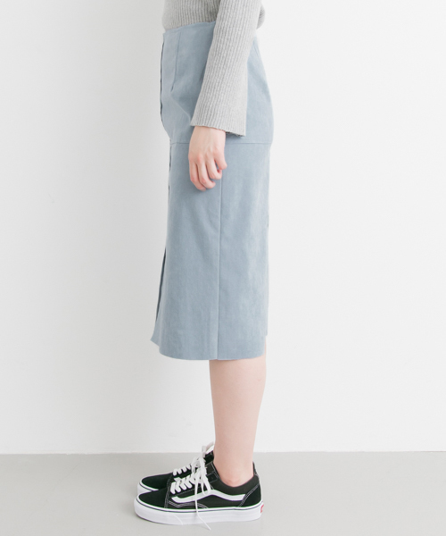 URBAN RESEARCH(アーバンリサーチ)の「UR フェイクスウェードスカート(スカート・レディース・ブルー/モカ・38/36)」の6枚目の写真