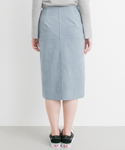 URBAN RESEARCH(アーバンリサーチ)の「UR フェイクスウェードスカート(スカート・レディース・ブルー/モカ・38/36)」の7枚目の写真