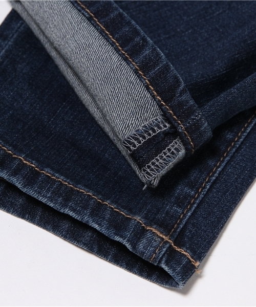 NATURAL BEAUTY BASIC（ナチュラルビューティーベーシック）の「【andGIRL 10月号掲載】スキニーデニムパンツ（デニムパンツ・レディース・ネイビー/グレー/ブラック・MEDIUM/SMALL/X-SMALL）」の9枚目の写真