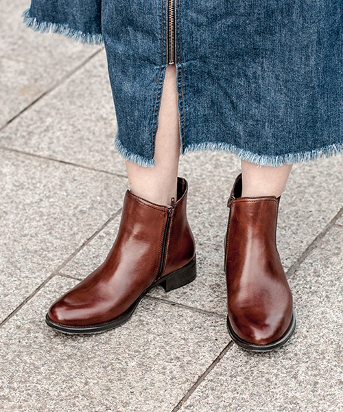 TRIVICT（トリビクト）の「TRIVICT トリビクト サイドゴアショートブーツ（ブーツ・レディース・ネイビー/ブラック/グリーン/ブラウン・36/38/37/35）」の3枚目の写真