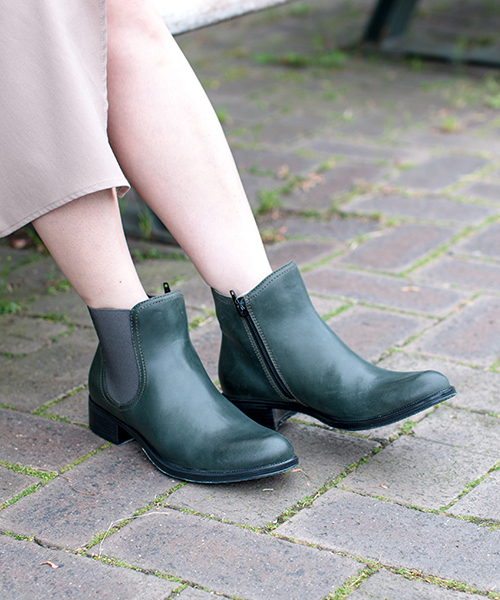 TRIVICT（トリビクト）の「TRIVICT トリビクト サイドゴアショートブーツ（ブーツ・レディース・ネイビー/ブラック/グリーン/ブラウン・36/38/37/35）」の10枚目の写真