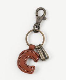 ZARIO-grandee-（ザリオ）の「栃木レザーブラウンイニシャルキーホルダー（キーホルダー）」