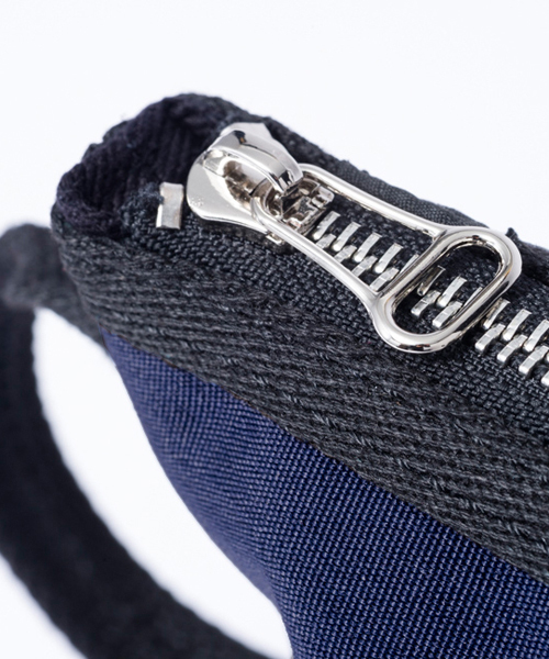 ACUNEO（アクネオ）の「ACUNEO（アクネオ） テントキャンバスポーチ（クラッチバッグ・メンズ・ネイビー/ブラック/グリーン/イエロー・FREE）」の13枚目の写真