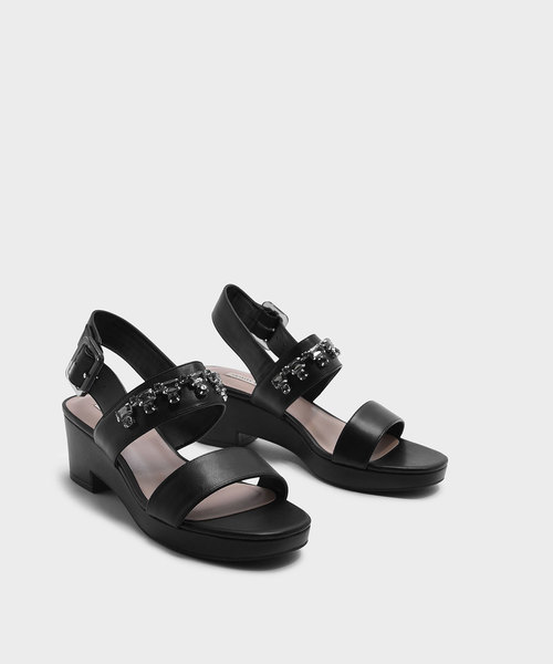 CHARLES & KEITH(チャールズ & キース)の「エンベリッシュスリングバックサンダル / EMBELLISHED SLINGBACK SANDALS(サンダル・レディース・ブラック/アイボリー・24.5cm/23cm/25cm/23.5cm)」の4枚目の写真
