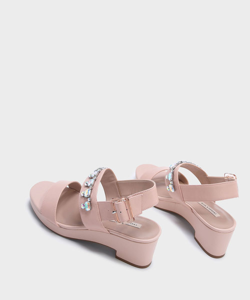 CHARLES & KEITH(チャールズ & キース)の「エンベリッシュスリングバックサンダル / EMBELLISHED SLINGBACK SANDALS(サンダル・レディース・ブラック/アイボリー・24.5cm/23cm/25cm/23.5cm)」の11枚目の写真