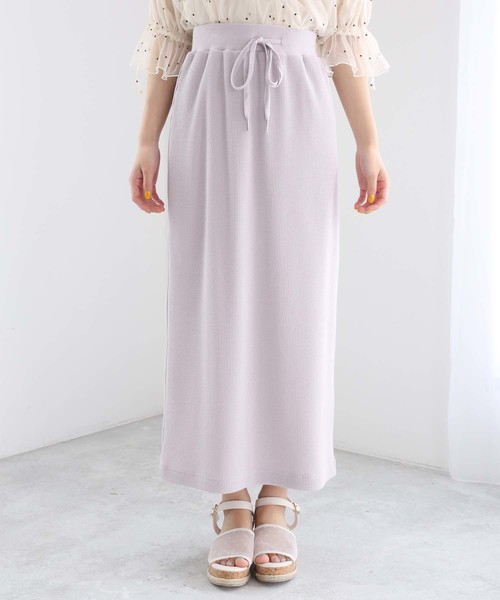 one after another NICE CLAUP（ワンアフターアナザーナイスクラップ）の「ワッフルミディスカート（スカート・レディース・アイボリー/グレー/ネイビー/ラベンダー/モカ/スミクロ・FREE）」の2枚目の写真