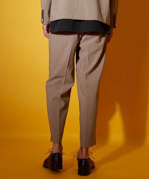 UNITED TOKYO（ユナイテッドトウキョウ）の「リネンライクアンクルテーパードスラックス/セットアップ（スラックス・メンズ・ベージュ/ブラック/グレー・1/2/3）」の7枚目の写真