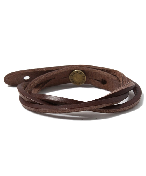 NANO universe（ナノユニバース）の「BARK TANNAGE(バークタンネイジ)/ イタリーレザーツイストブレス（ブレスレット・メンズ・ボルドー/チョコ/キャメル/ブルー/オレンジ/イエロー/グリーン/ブラック/レッド/ネイビー/パープル・FREE）」の19枚目の写真