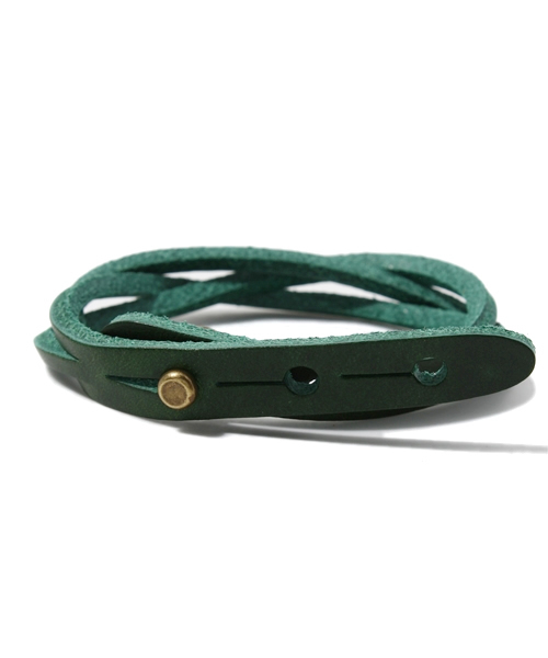 NANO universe（ナノユニバース）の「BARK TANNAGE(バークタンネイジ)/ イタリーレザーツイストブレス（ブレスレット・メンズ・ボルドー/チョコ/キャメル/ブルー/オレンジ/イエロー/グリーン/ブラック/レッド/ネイビー/パープル・FREE）」の13枚目の写真