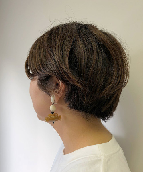 ear PAPILLONNER（イアパピヨネ）の「【ANGELA CAPUTI(アンジェラカプーティ）】イヤリング(カニ)（イヤリング・レディース・アイボリー/ブラック・FREE）」の3枚目の写真