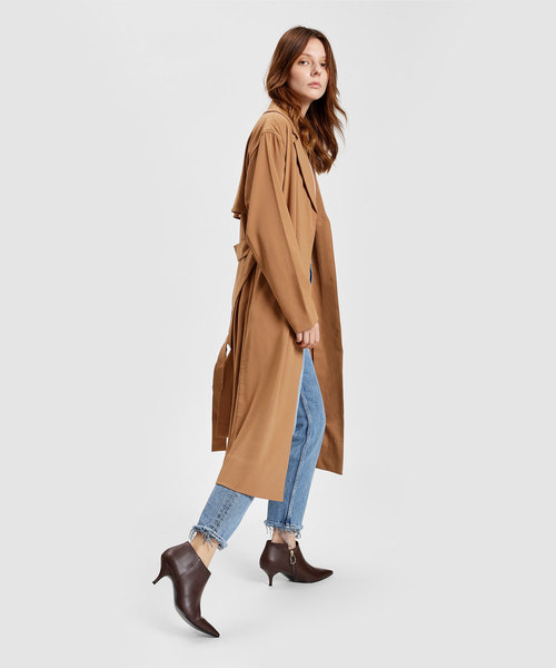 CHARLES & KEITH(チャールズ & キース)の「ポインテッドアンクルブーツ / POINTED ANKLE BOOTS(ブーツ・レディース・ブラック/ダークブラウン/グリーン・22.5cm/23cm/23.5cm/24.5cm/25cm/25.5cm)」の14枚目の写真