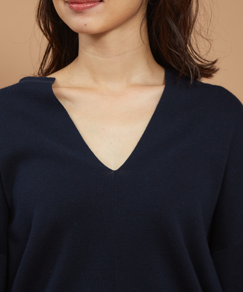 Abahouse Devinette（ドゥヴィネット）の「コットンカシミアスリットネックプルオーバー（ニット/セーター・レディース・ホワイト/ベージュ/ネイビー・フリー）」の7枚目の写真