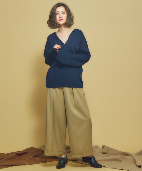 Abahouse Devinette（ドゥヴィネット）の「コットンカシミアスリットネックプルオーバー（ニット/セーター・レディース・ホワイト/ベージュ/ネイビー・フリー）」の14枚目の写真