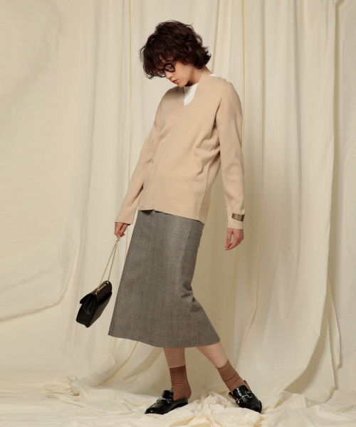 Abahouse Devinette（ドゥヴィネット）の「コットンカシミアスリットネックプルオーバー（ニット/セーター・レディース・ホワイト/ベージュ/ネイビー・フリー）」の19枚目の写真