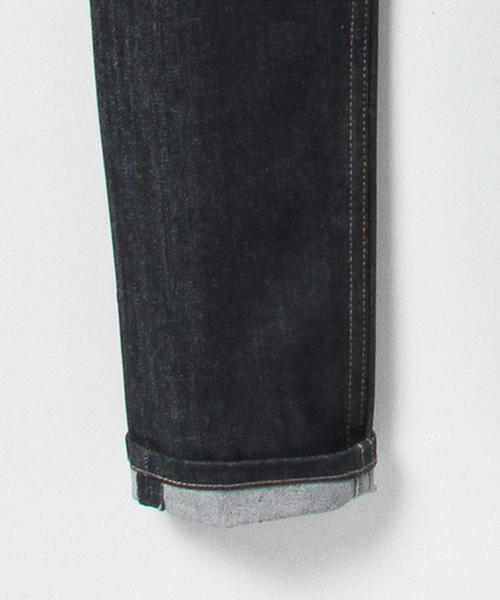 BEAMS(ビームス)の「CHEAP MONDAY / TIGHT BLUE DRY DENIM(デニムパンツ・メンズ・インディゴブルー・27/28/29/30/31/32/33)」の9枚目の写真