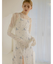 SINOON�i�V�k�[���j�́u[SINOON]�f���A�����O�h���X�i�����s�[�X�j�v