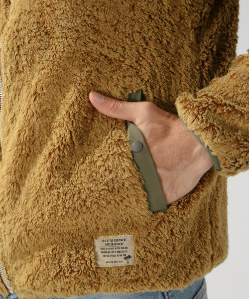 BAYFLOW(ベイフロー)の「メンボアスタンドジップパーカ(パーカー・メンズ・ネイビー/マスタード/オフホワイト・SMALL/LARGE/MEDIUM)」の14枚目の写真