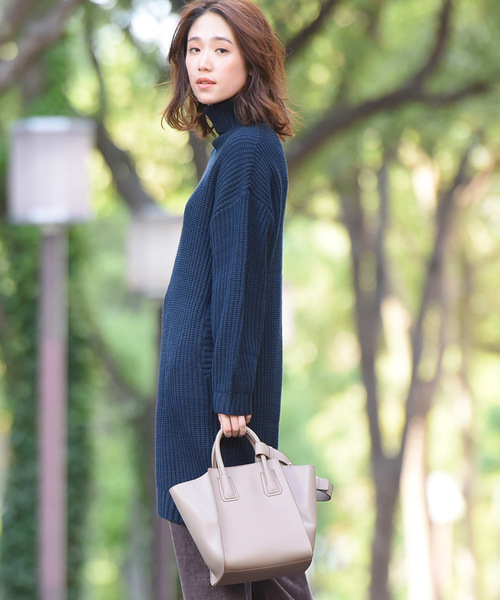 LIPSTAR（リップスター）の「3G片あぜボリュームニットチュニック（ニット/セーター・レディース・ネイビー/ブラウン/グレー/イエロー・M）」の17枚目の写真