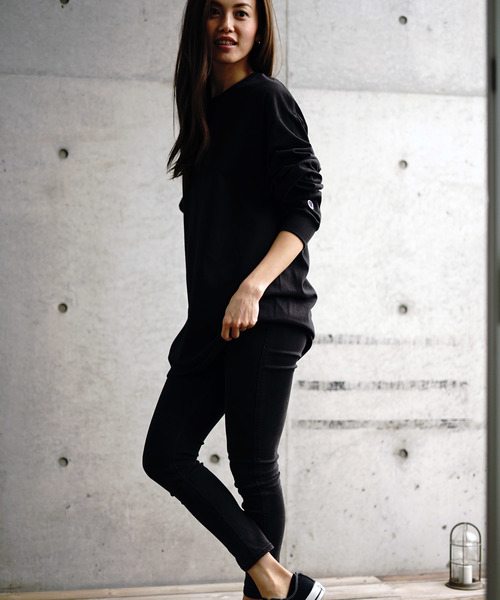 Champion(チャンピオン)の「【Champion/チャンピオン】オーバーサイズロンT/ビッグシルエット/オーバーサイズカットソー(Tシャツ/カットソー・レディース・ホワイト/ブラック/グレー・SMALL/MEDIUM/LARGE/X-LARGE)」の7枚目の写真