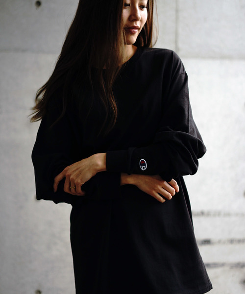 Champion(チャンピオン)の「【Champion/チャンピオン】オーバーサイズロンT/ビッグシルエット/オーバーサイズカットソー(Tシャツ/カットソー・レディース・ホワイト/ブラック/グレー・SMALL/MEDIUM/LARGE/X-LARGE)」の10枚目の写真