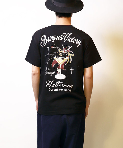 LUGG NAGG（ラグナグ）の「【ヤッターマン】カクテルドロンジョ様 Ｔシャツ（Tシャツ/カットソー・メンズ・ホワイト/ブラック・SMALL/MEDIUM/LARGE/X-LARGE）」の2枚目の写真