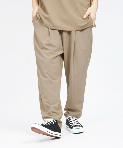 Bling Leads(ブリングリーズ)の「Bling Leads/梨地ジャージテーパードパンツ(その他パンツ・メンズ・ブラック/ベージュ/ネイビー/チャコールグレー/ブラウン/グレイッシュベージュ/ブルー・MEDIUM/LARGE)」の5枚目の写真