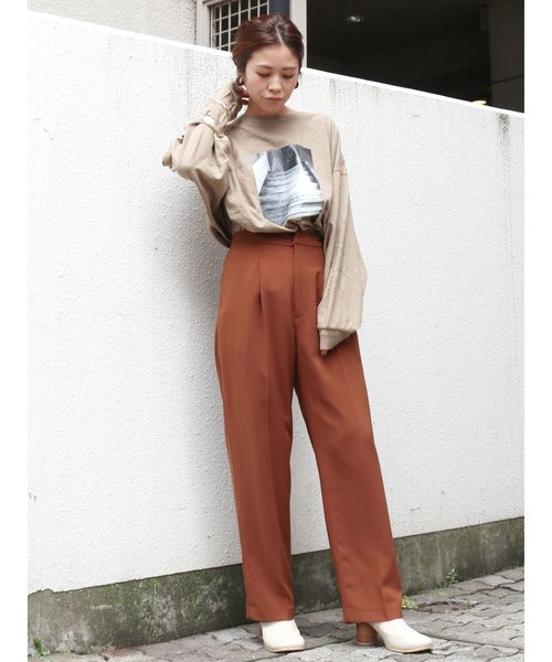 Ungrid（アングリッド）の「カラーテーパードパンツ（その他パンツ・レディース・ブラウン/レッド・SMALL/MEDIUM）」の15枚目の写真