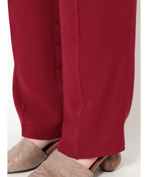 Ungrid（アングリッド）の「カラーテーパードパンツ（その他パンツ・レディース・ブラウン/レッド・SMALL/MEDIUM）」の22枚目の写真