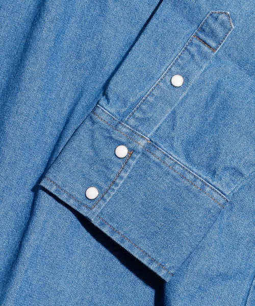 And A（アンドエー）の「WRANGLER ラングラー / BIG FIT SHIRTS オーバーサイズ ウエスタンデニムシャツ / WL0009（シャツ/ブラウス・レディース・インディゴブルー・SMALL/MEDIUM）」の7枚目の写真