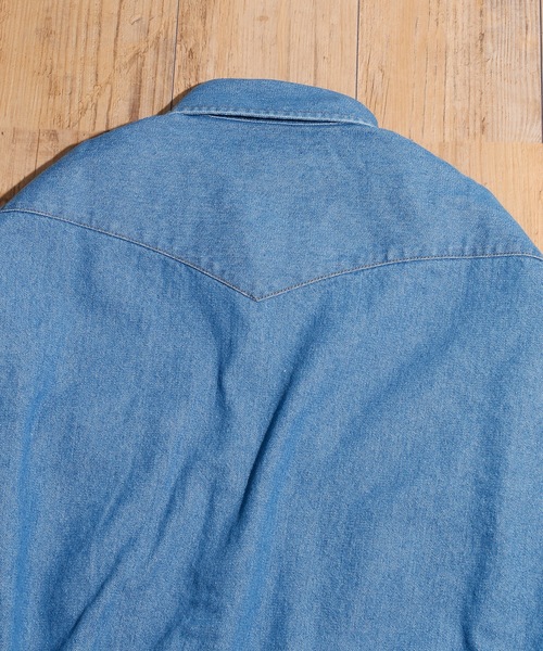 And A（アンドエー）の「WRANGLER ラングラー / BIG FIT SHIRTS オーバーサイズ ウエスタンデニムシャツ / WL0009（シャツ/ブラウス・レディース・インディゴブルー・SMALL/MEDIUM）」の6枚目の写真