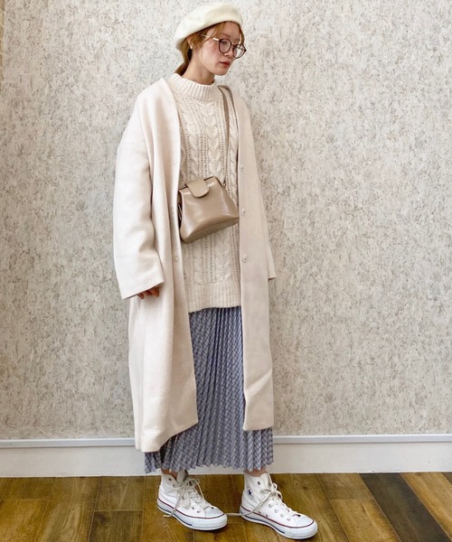 archives（アルシーヴ）の「ガラス合皮がま口ショルダー（ショルダーバッグ・レディース・ブラック/ベージュ/レンガ・MEDIUM）」の6枚目の写真