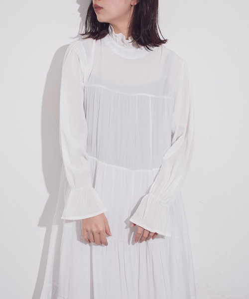 Aunt Marie's（アントマリーズ）の「AUNT MARIE'S ハイネックフリルロングワンピース（ワンピース・レディース・ブラック/グリーン/ホワイト/ベージュ・FREE）」の11枚目の写真