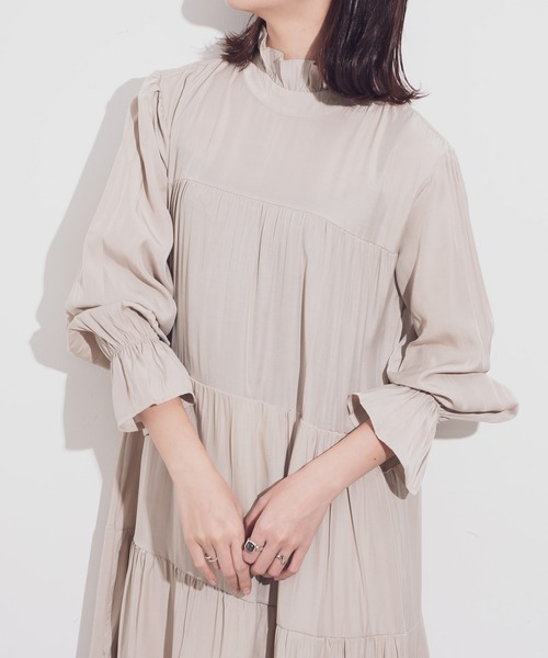 Aunt Marie's（アントマリーズ）の「AUNT MARIE'S ハイネックフリルロングワンピース（ワンピース・レディース・ブラック/グリーン/ホワイト/ベージュ・FREE）」の21枚目の写真