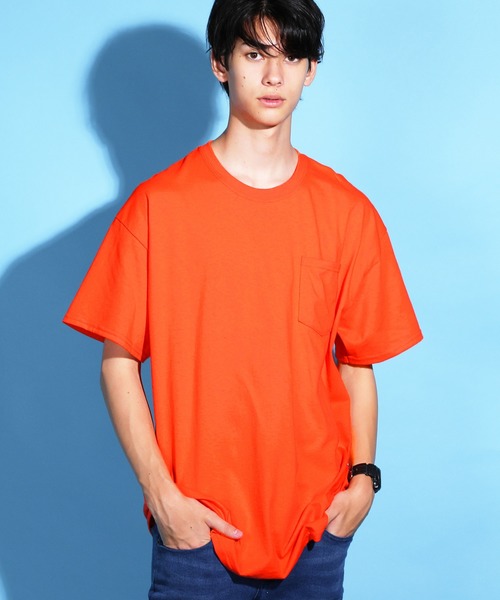 GILDAN(ギルダン)の「GILDAN / ギルダン ビッグシルエット オーバーサイズ 半袖 ポケット Tシャツ(Tシャツ/カットソー・メンズ・アッシュグレー/ブラック/チャコールグレー/ライム/オレンジ系その他/マルーン/ダークグリーン/レッド/ネイビー/ライトブルー/ホワイト/オレンジ/ロイヤルブルー/サンドベージュ/杢グレー・LARGE/XX-LARGE/MEDIUM/X-LARGE)」の14枚目の写真