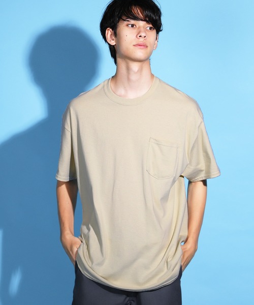 GILDAN(ギルダン)の「GILDAN / ギルダン ビッグシルエット オーバーサイズ 半袖 ポケット Tシャツ(Tシャツ/カットソー・メンズ・アッシュグレー/ブラック/チャコールグレー/ライム/オレンジ系その他/マルーン/ダークグリーン/レッド/ネイビー/ライトブルー/ホワイト/オレンジ/ロイヤルブルー/サンドベージュ/杢グレー・LARGE/XX-LARGE/MEDIUM/X-LARGE)」の6枚目の写真