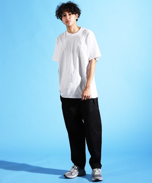 GILDAN(ギルダン)の「GILDAN / ギルダン ビッグシルエット オーバーサイズ 半袖 ポケット Tシャツ(Tシャツ/カットソー・メンズ・アッシュグレー/ブラック/チャコールグレー/ライム/オレンジ系その他/マルーン/ダークグリーン/レッド/ネイビー/ライトブルー/ホワイト/オレンジ/ロイヤルブルー/サンドベージュ/杢グレー・LARGE/XX-LARGE/MEDIUM/X-LARGE)」の22枚目の写真