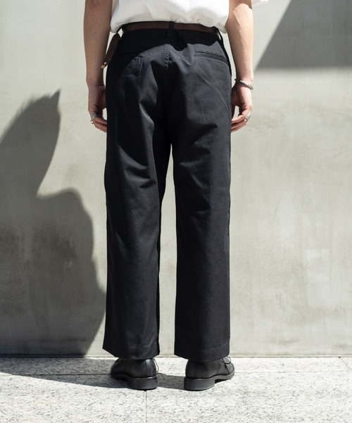 Milok（ミロック）の「WIDE CHINO PANTS（チノパンツ・メンズ・ブラウン・46/48）」の10枚目の写真