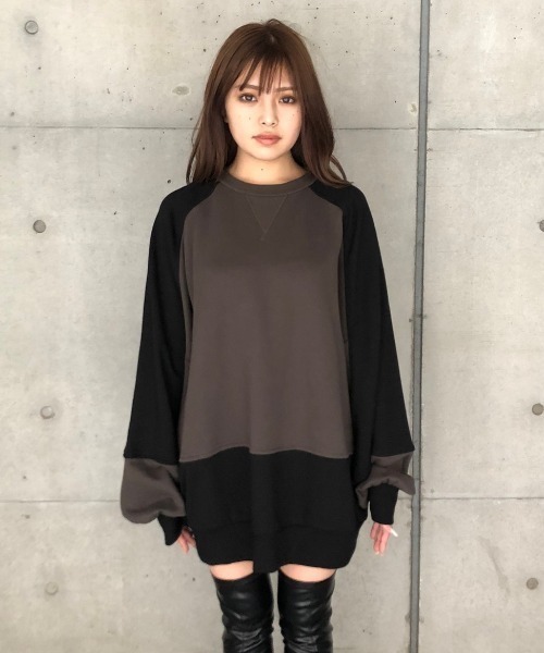 ENVYM(アンビー)の「スウィッチングルーズPO(Tシャツ/カットソー・レディース・ブラック/ブラウン/カーキ・FREE)」の5枚目の写真