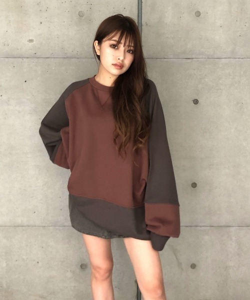 ENVYM(アンビー)の「スウィッチングルーズPO(Tシャツ/カットソー・レディース・ブラック/ブラウン/カーキ・FREE)」の10枚目の写真