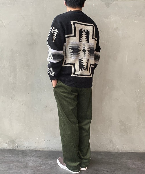 PENDLETON（ペンドルトン）の「[PENDLETON/ペンドルトン] 別注 バックハーディングクルーネックニット（ニット/セーター・メンズ・ベージュ/インディゴブルー/ブラック×ホワイト/ブラック系その他・M/L）」の20枚目の写真