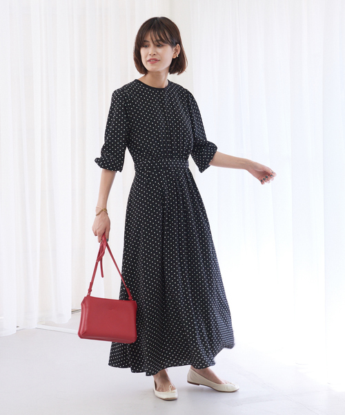 Rouge vif(ルージュヴィフ)の「【WEB&一部店舗限定】バックカシュクールワンピース(ワンピース・レディース・ブラック/ネイビー・フリー)」の21枚目の写真