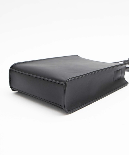 WEGO（ウィゴー）の「WEGO/スクエアミニショルダーバッグ（ショルダーバッグ・レディース・ブラック/ライトベージュ・FREE）」の5枚目の写真