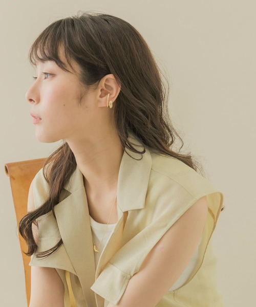 SMELLY(スメリー)の「ツインラインイヤカフ(イヤリング・レディース・ゴールド・-)」の5枚目の写真