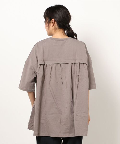 NHT（エヌエイチティー）の「エヌエイチティー ギャザービックＴシャツ（大人）（Tシャツ/カットソー・レディース・ベージュ/チャコールグレー・F）」の14枚目の写真