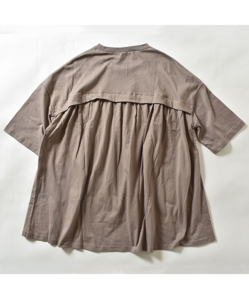 NHT（エヌエイチティー）の「エヌエイチティー ギャザービックＴシャツ（大人）（Tシャツ/カットソー・レディース・ベージュ/チャコールグレー・F）」の4枚目の写真