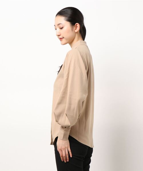 DAYRA(デイラ)の「ハイネックボリュームスリーブシャツ(シャツ/ブラウス・レディース・ホワイト/ベージュ/ブラック/ブルー/グレー/グリーン・L/M/S/XL)」の11枚目の写真