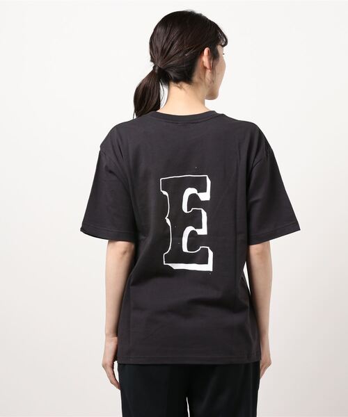 EDWIN（エドウィン）の「EDWIN x ニシクボサユリ アーティストコラボTシャツ（Tシャツ/カットソー・レディース・ホワイト/ブラック/ホワイト系その他/グレイッシュブルー・MEDIUM/LARGE/X-LARGE）」の8枚目の写真