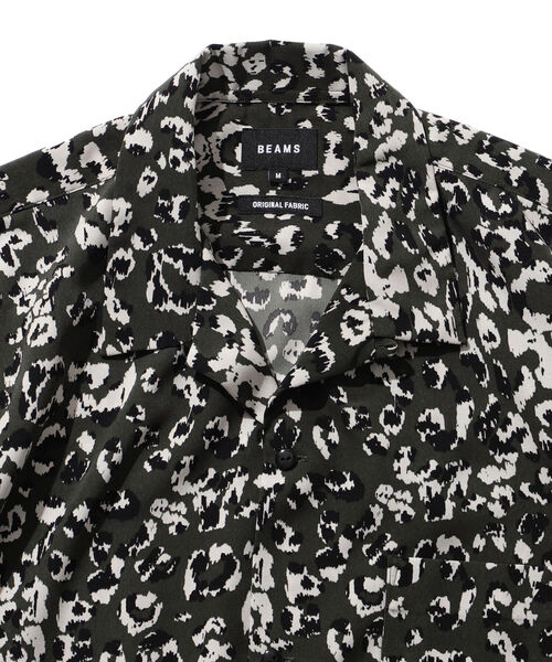BEAMS（ビームス）の「BEAMS / プリント ルーズ オープン カラーシャツ（シャツ/ブラウス・メンズ・ダークグリーン/ベージュ・SMALL/MEDIUM/LARGE/X-LARGE）」の5枚目の写真